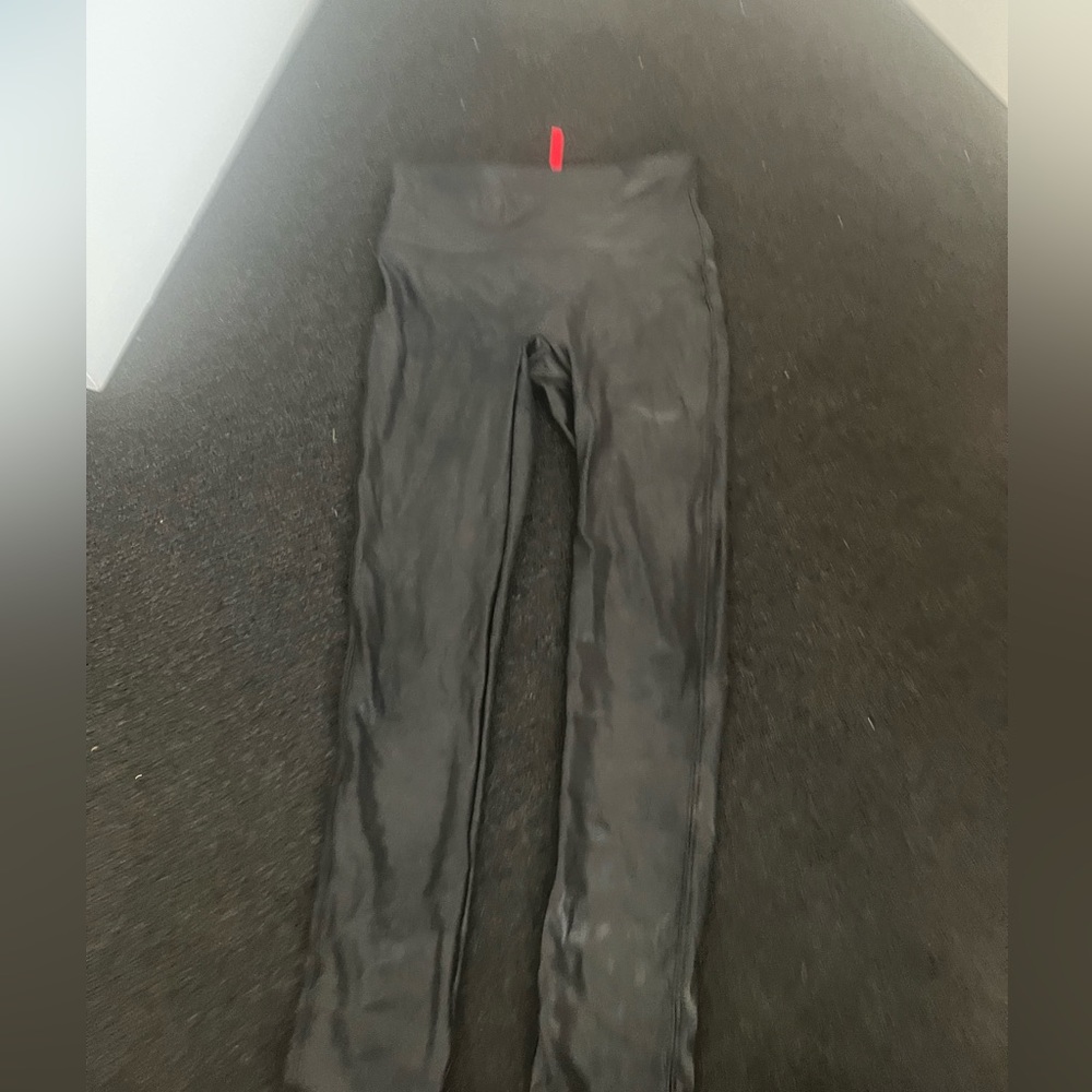 Spank leather sheen leggings